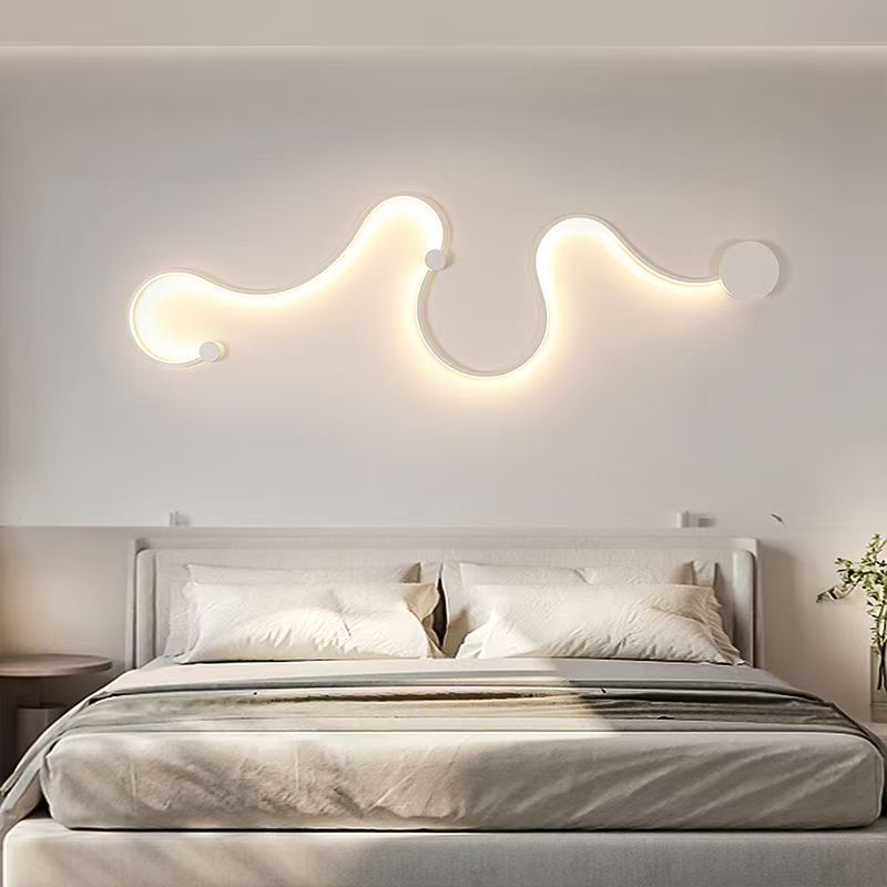 Minimalist Black or White Wall Light